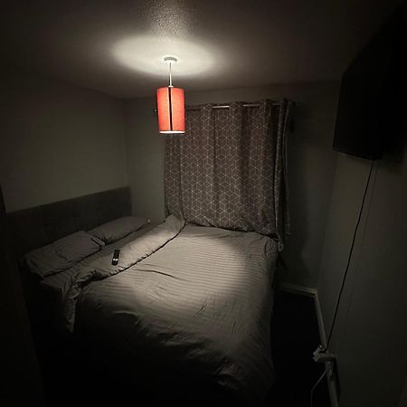 1 Bedroom In 3Bed House Bristol Exterior photo